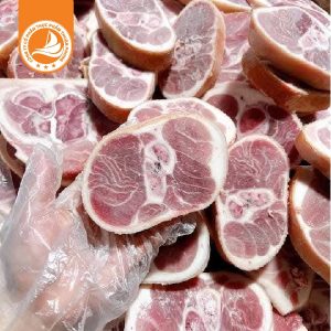 Bắp giò heo - Thùng 20Kg 5 Bắp giò heo – phần thịt heo săn chắc, xen gân, đóng thùng 20Kg