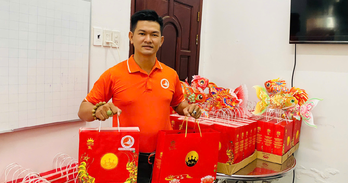 Thuận Phong Food trao quà Trung Thu 2025 cho cán bộ nhân viên 23/09/2025 5 Thuận Phong Food trao quà Trung Thu 2025 cho cán bộ nhân viên
