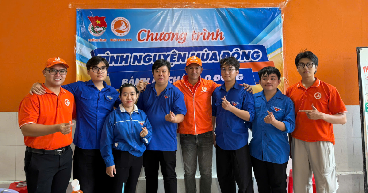 Bánh mì chả cá 0 đồng - Chương trình Tình nguyện mùa đông 2025