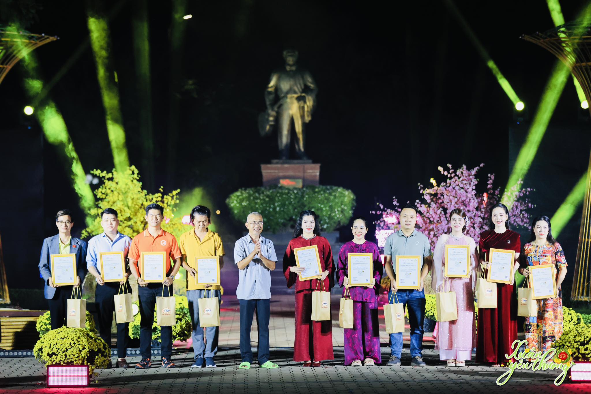 Xuân Yêu Thương 2026 lan tỏa yêu thương | Thuận Phong Food 7 Thuận Phong Food Đồng Hành Cùng Chương Trình “Xuân Yêu Thương 2026”